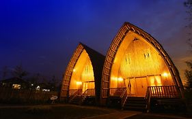Villa ChavaMinerva Bambu - Lembang